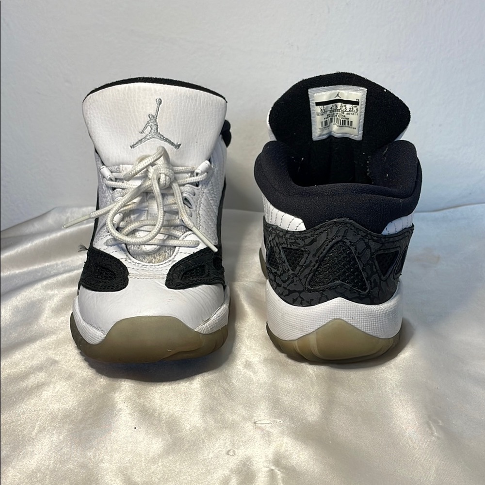 Jordan White and Black Sneakers Iconic Design